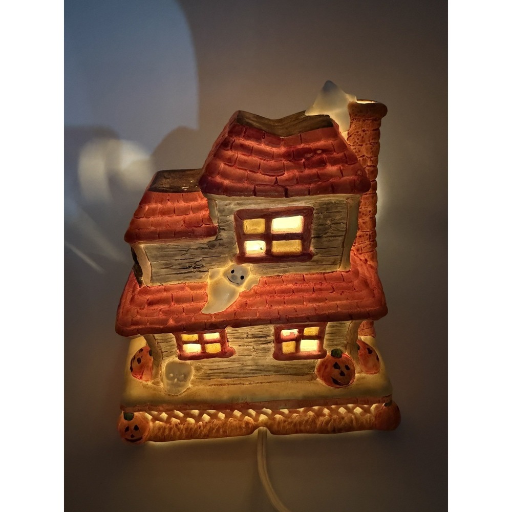 VTG Halloween Porcelain Illuminated Haunted House Ghosts Bats